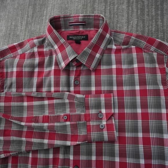 Banana Republic Other - Banana Republic Shirt Men Plaid Button Up Red Gray‎ Long Sleeve Stretch Slim L